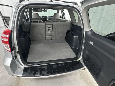 Used 2011 Toyota RAV4 Limited image 15