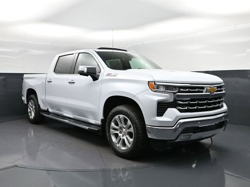 New 2026 Chevrolet Silverado 1500 LTZ w/ LTZ Premium Package image 9