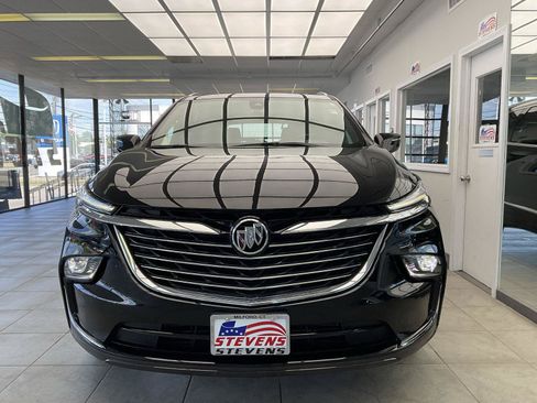 Used 2024 Buick Enclave Essence w/ Experience Buick Package AWD/4WD image 2