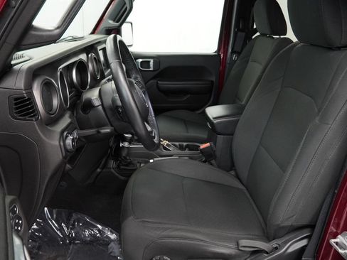 Used 2021 Jeep Wrangler Unlimited Sport AWD/4WD image 16