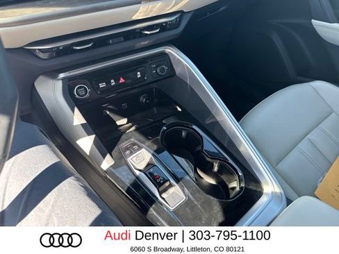 Used 2025 Audi Q5 Premium AWD/4WD image 8