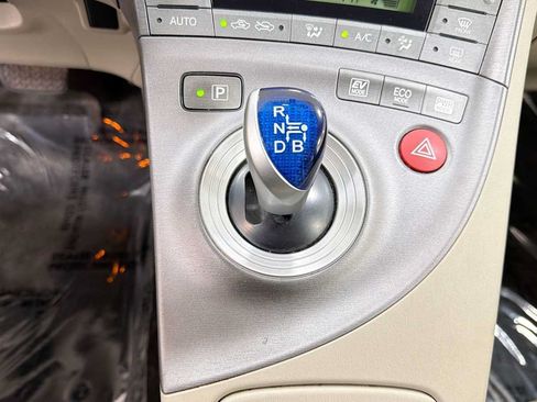Used 2013 Toyota Prius Three FWD image 22