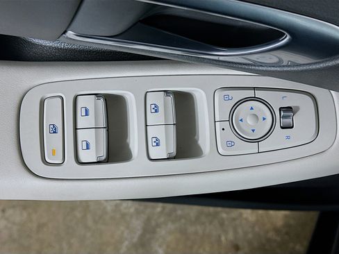 Used 2021 Hyundai Sonata SEL image 15