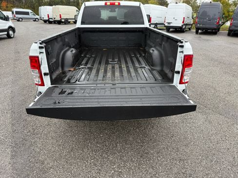 Used 2024 RAM 3500 Big Horn image 34