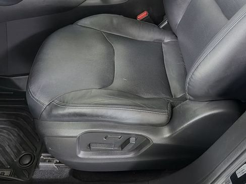 Used 2022 MAZDA CX-9 Touring AWD/4WD image 15