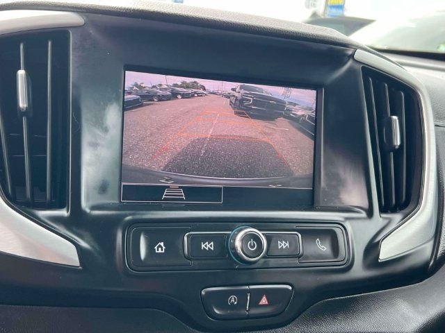 Used 2024 GMC Terrain SLE w/ Driver Convenience Package AWD/4WD image 28