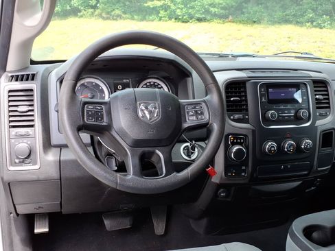 Used 2019 RAM 1500 Tradesman w/ Popular Equipment Group AWD/4WD image 10