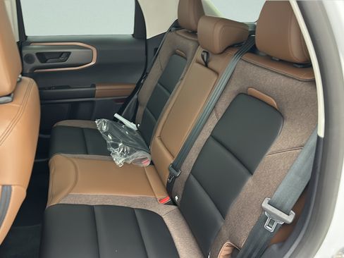 New 2026 Ford Bronco Sport Outer Banks w/ Outer Banks Tech Package+ AWD/4WD image 9