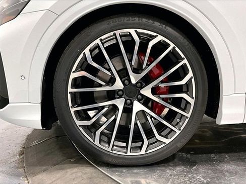 New 2026 Audi SQ8 Prestige image 12