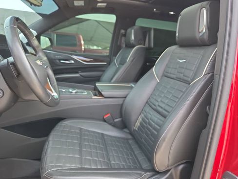 Used 2022 Cadillac Escalade ESV Sport Platinum AWD/4WD image 15