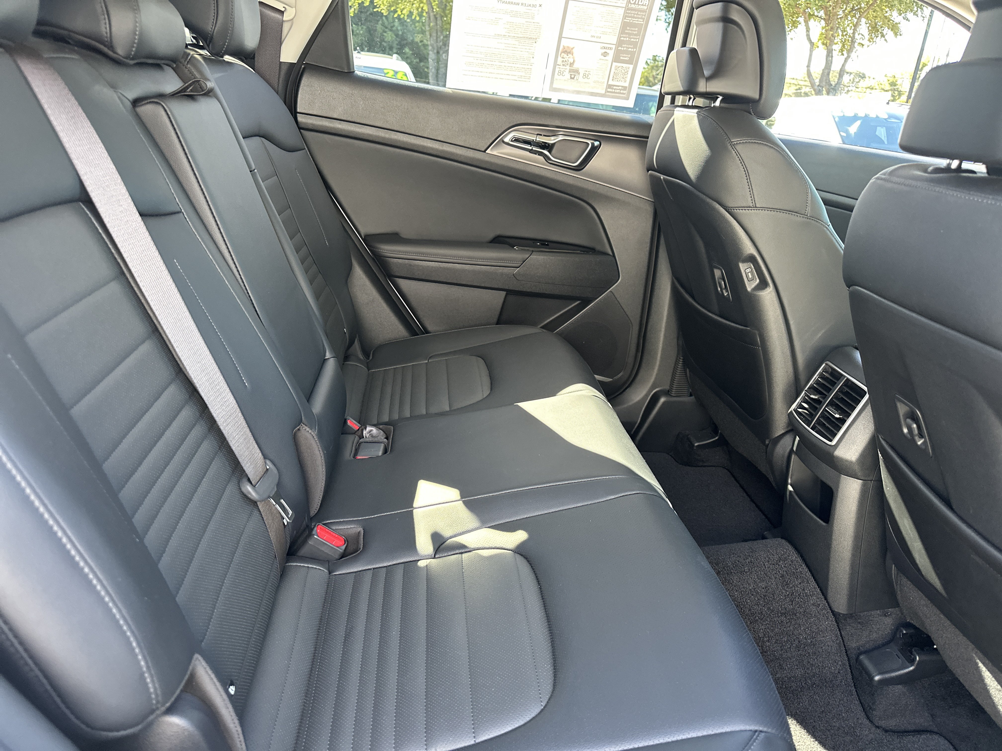 Used 2025 Kia Sportage SX Prestige AWD/4WD image 14