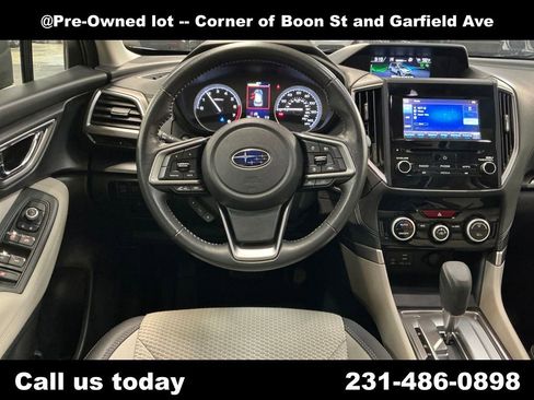 Used 2019 Subaru Forester Premium image 17