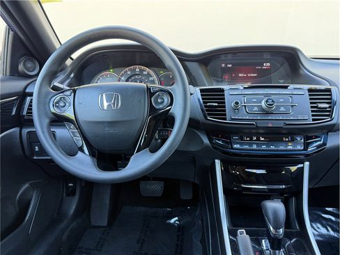 Used 2017 Honda Accord LX-S image 14