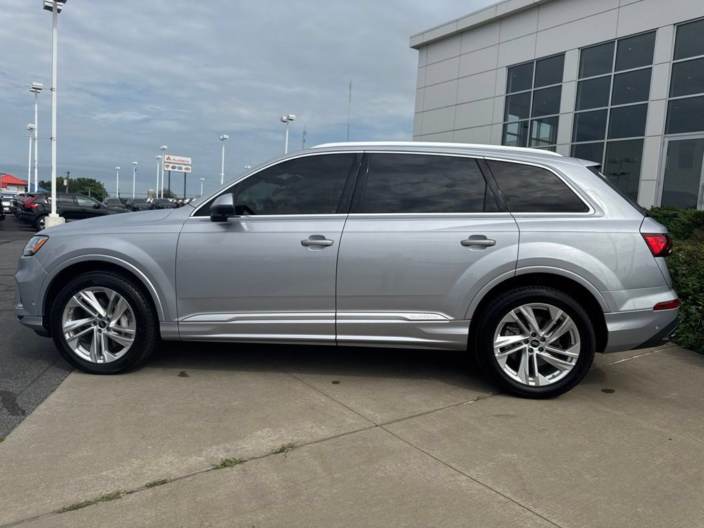 Used 2022 Audi Q7 3.0T Premium Plus AWD/4WD image 8