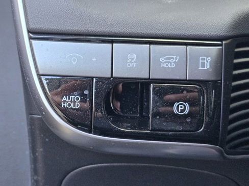 Certified 2025 Hyundai Ioniq 5 SEL image 22