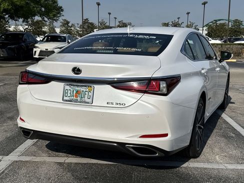 Used 2025 Lexus ES 350 w/ Premium Package FWD image 11