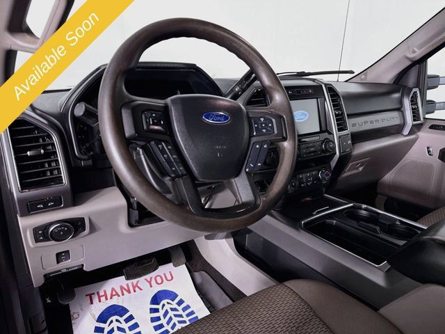 Used 2019 Ford F250 XLT w/ XLT Premium Package AWD/4WD image 9