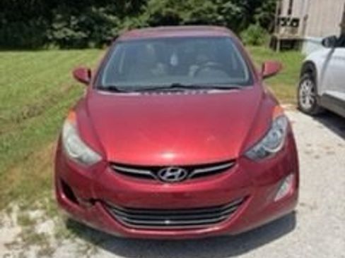 Used 2013 Hyundai Elantra Limited FWD image 1