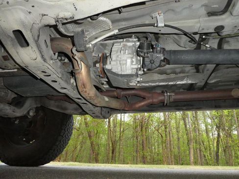 Used 2015 Toyota Tacoma w/ SR5 Package image 21