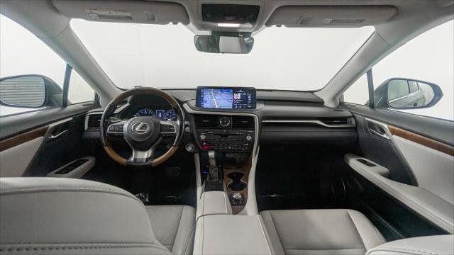 Used 2020 Lexus RX 350L Premium w/ Premium Package AWD/4WD image 29