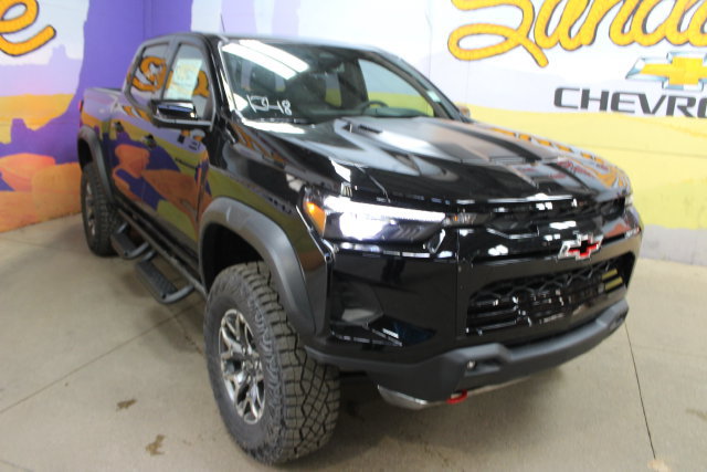New 2026 Chevrolet Colorado ZR2 w/ Technology Package AWD/4WD image 2