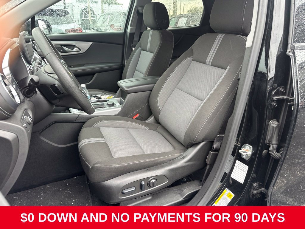 Used 2025 Chevrolet Blazer LT FWD image 6