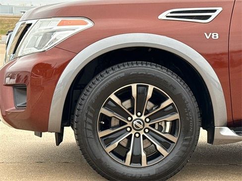 Used 2018 Nissan Armada Platinum w/ Interior Lighting Package image 6