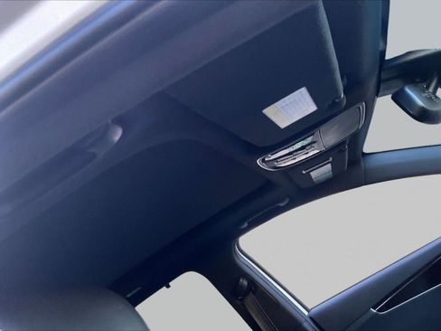 Used 2017 Kia Sorento SX image 26