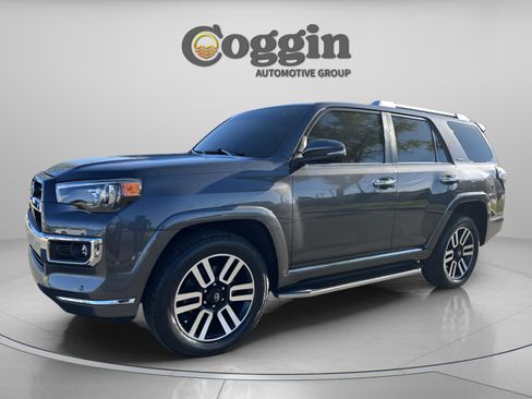 Used 2023 Toyota 4Runner Limited image 2
