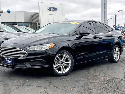 Used 2018 Ford Fusion S image 10
