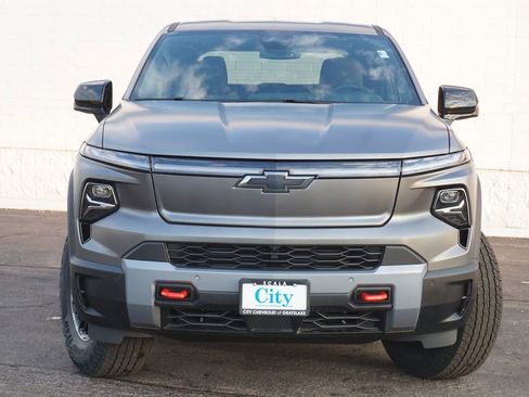 New 2026 Chevrolet Silverado EV Trail Boss image 5