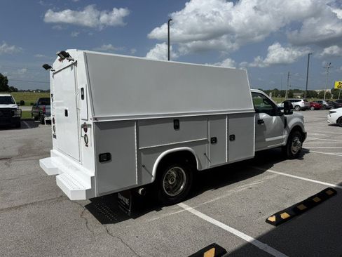 Used 2017 Ford F350 XL w/ Power Equipment Group RWD image 2