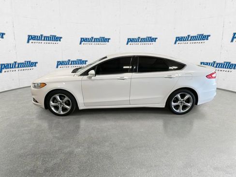 Used 2016 Ford Fusion SE FWD image 6