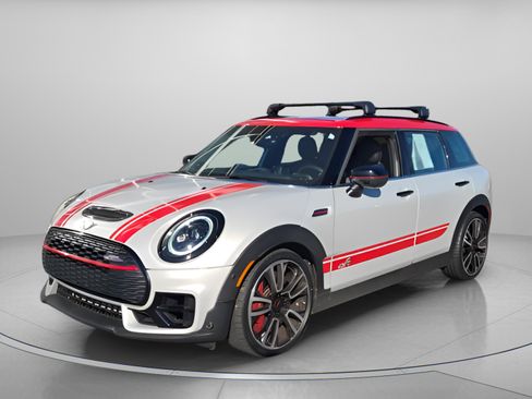 Used 2022 MINI Cooper Clubman John Cooper Works image 2