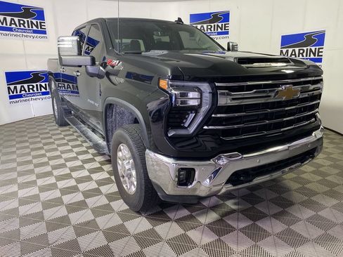 Used 2024 Chevrolet Silverado 2500 LTZ w/ LTZ Convenience Package AWD/4WD image 1