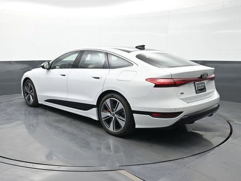 Used 2025 Audi A6 e-tron Prestige image 3