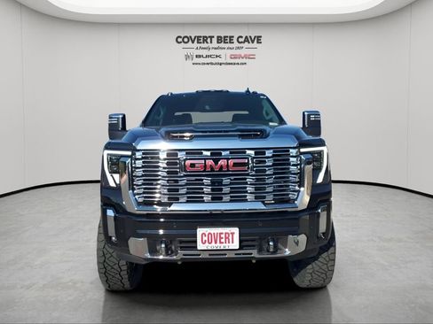 New 2025 GMC Sierra 2500 Denali w/ Denali Reserve Package image 2
