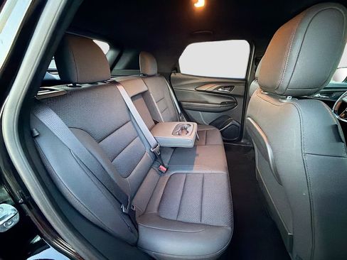 Used 2023 Chevrolet TrailBlazer RS w/ Convenience Package FWD image 25