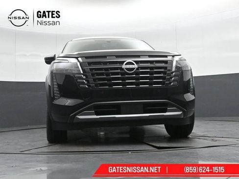 New 2026 Nissan Pathfinder SL image 45
