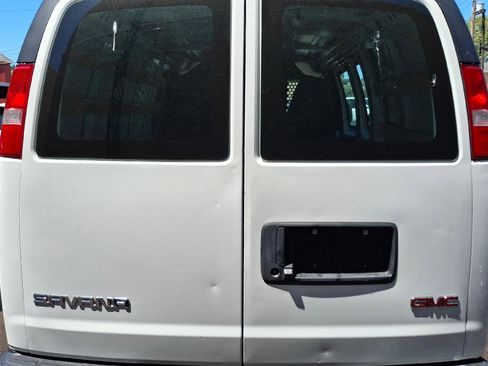 Used 2024 GMC Savana 2500 w/ Driver Convenience Package RWD image 5