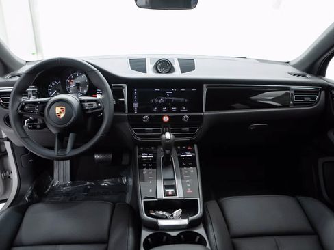 Used 2026 Porsche Macan S AWD/4WD image 13