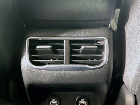 Used 2021 Hyundai Santa Fe SEL image 27