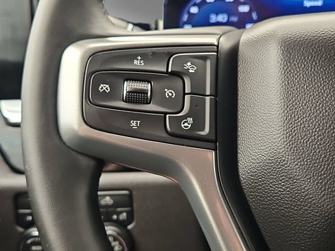 Certified 2025 Chevrolet Silverado 1500 LT AWD/4WD image 24
