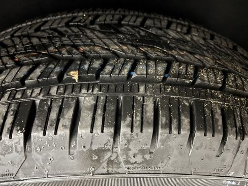 New 2026 GMC Yukon Elevation image 7