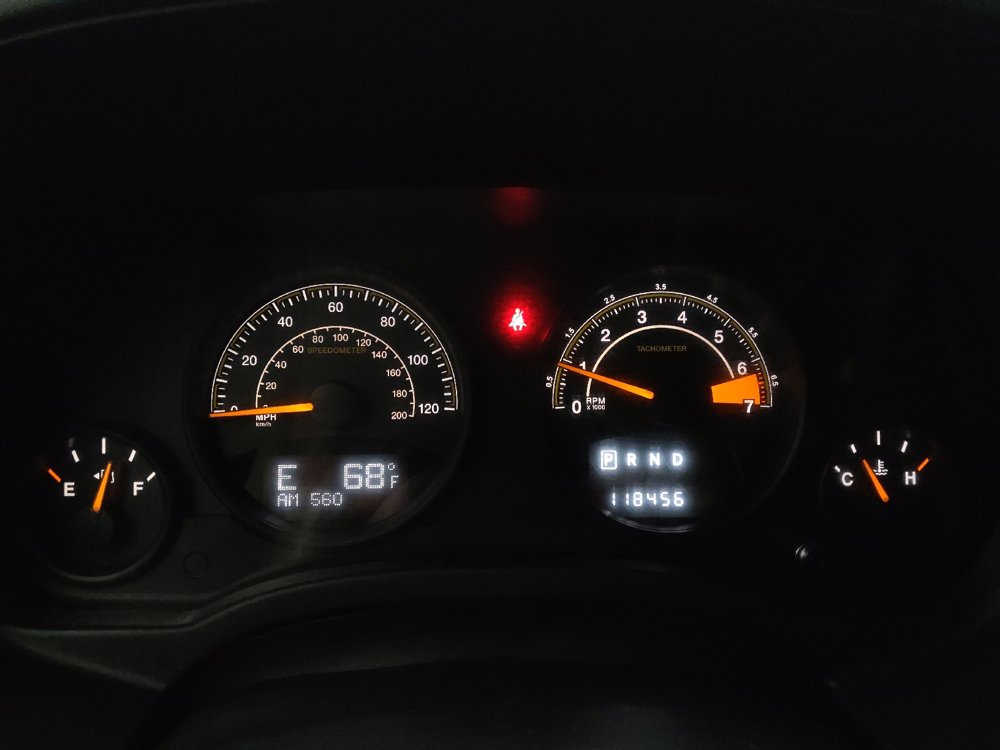 Used 2016 Jeep Patriot Latitude AWD/4WD image 23