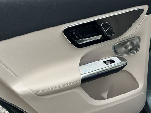 New 2026 Mercedes-Benz GLC 350e GLC 350e image 25