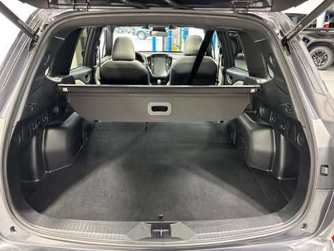 Used 2025 Subaru Forester Premium AWD/4WD image 32