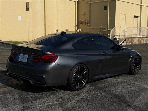 Used 2018 BMW M4 Coupe RWD image 6