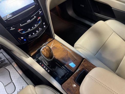 Used 2019 Cadillac XTS Luxury FWD image 21