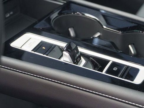 New 2026 Volkswagen Atlas Cross Sport SEL R-Line image 12